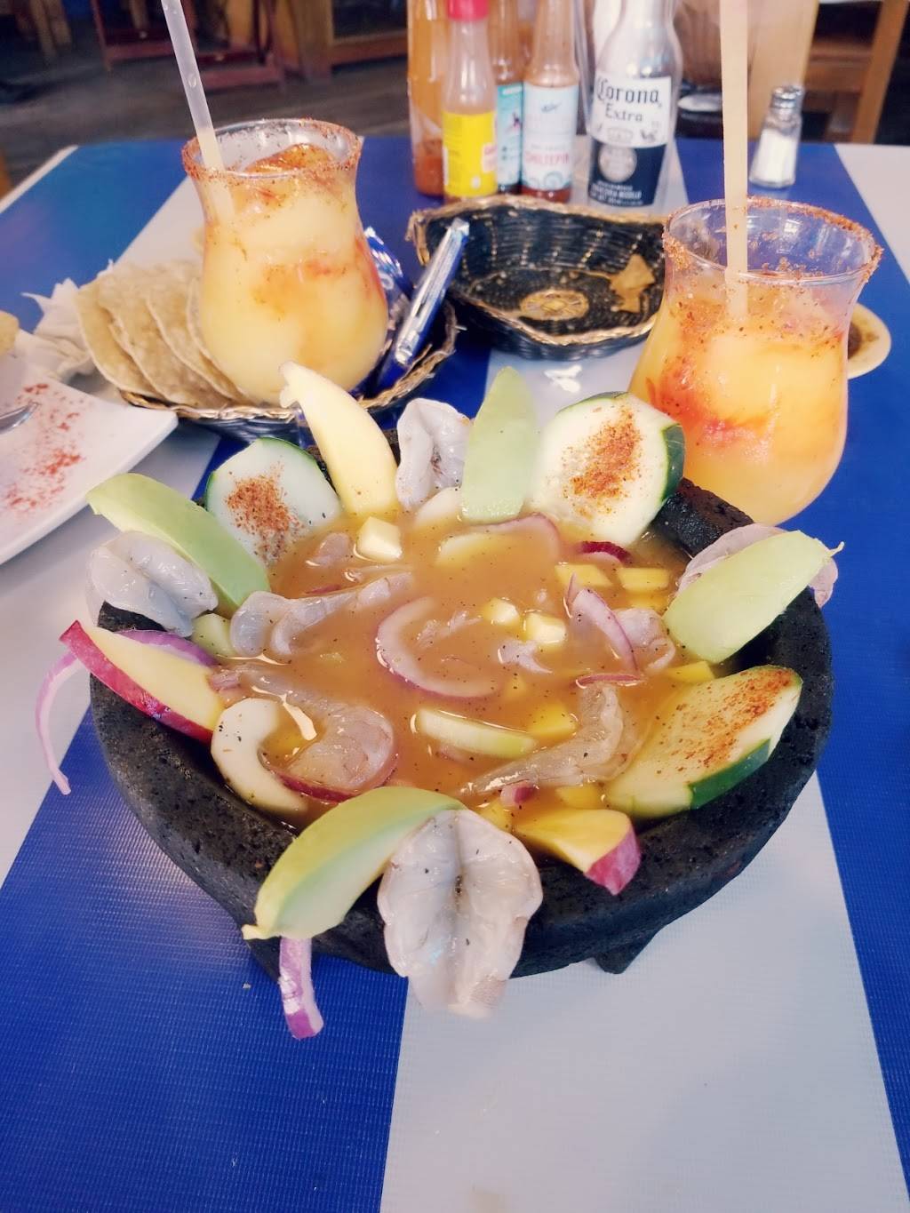 mariscos olas altas | restaurant | Carretera Aeropuerto 1007, Garita de Otay, Aeropuerto Abelardo L. Rodriguez, 22426 Tijuana, B.C., Mexico | 016649768925 OR +52 664 976 8925
