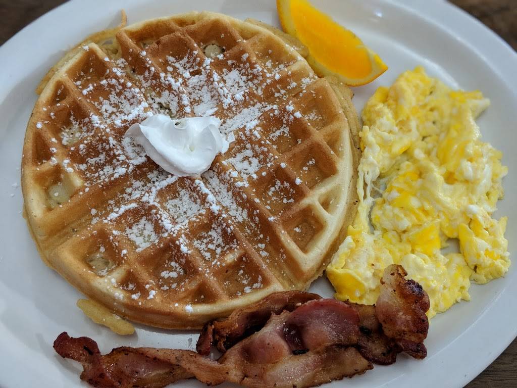 The Broken Egg Cafe | restaurant | 2405 S Hackberry, San Antonio, TX 78210, USA | 2109717782 OR +1 210-971-7782