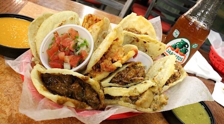 La Taqueria de Monterrey,Comida Mexicana,Taqueria en San Antonio | restaurant | 1537, 2715 Hillcrest Dr, San Antonio, TX 78228, USA | 2109948686 OR +1 210-994-8686