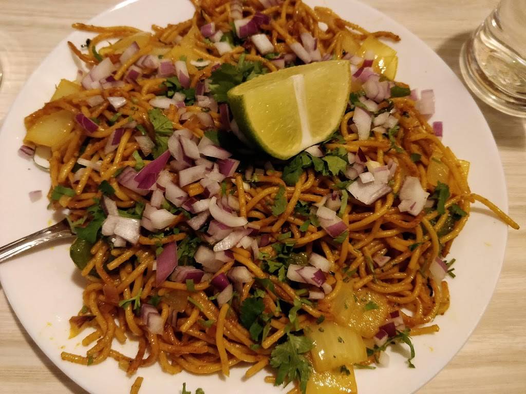 Hamro Restaurant | restaurant | 677 Northland Blvd, Cincinnati, OH 45240, USA | 5134295938 OR +1 513-429-5938