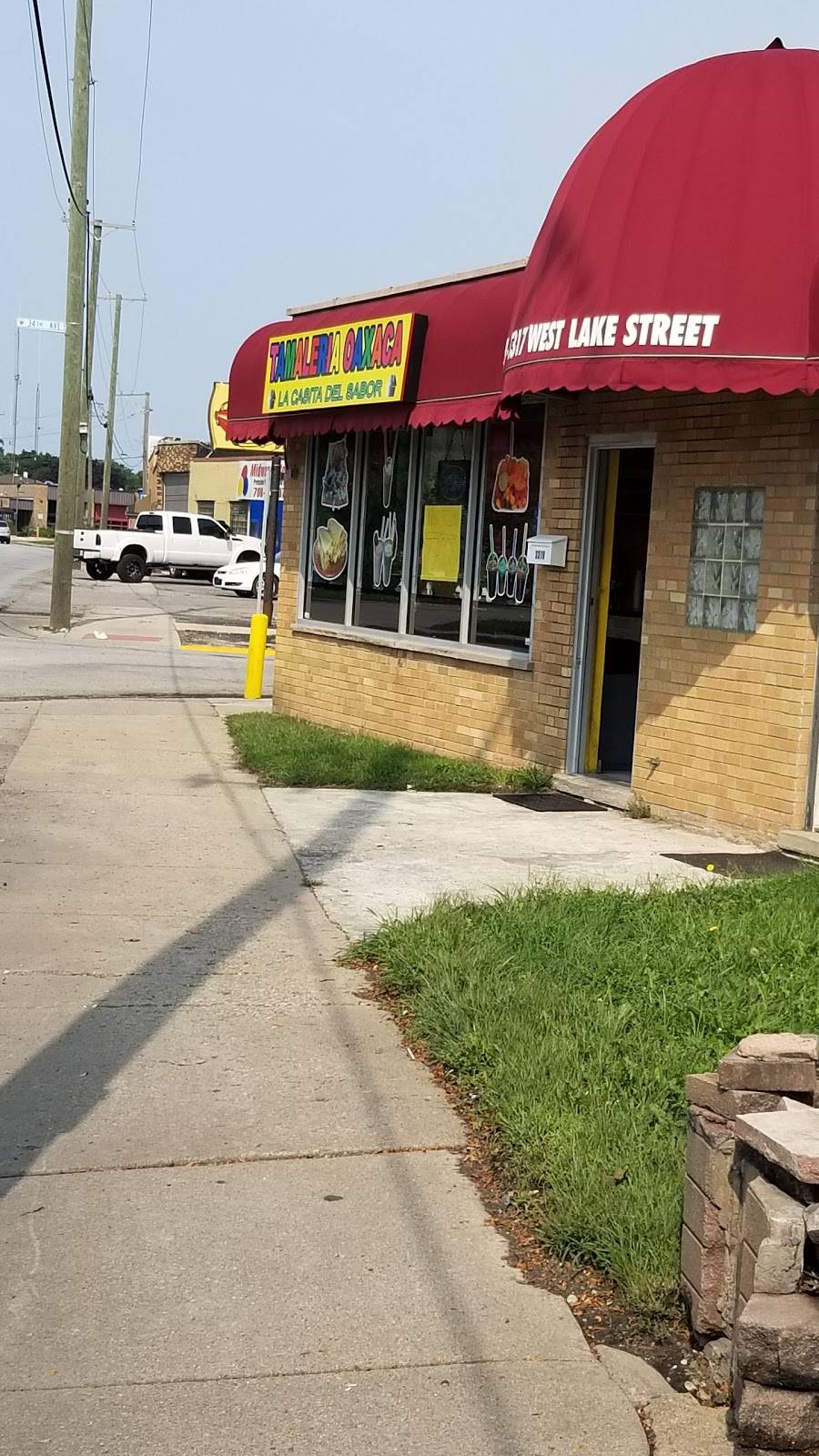 Tamaleria Oaxaca | restaurant | 3319 W Lake St, Melrose Park, IL 60160, USA | 7083566528 OR +1 708-356-6528
