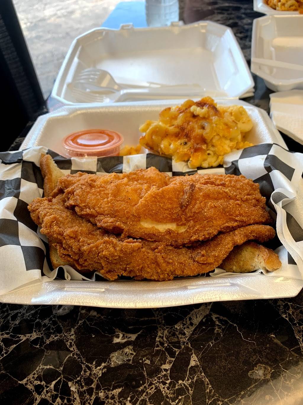 Nikkis Take-out & Catering | restaurant | 3911 Market St, Youngstown, OH 44512, USA | 2342548845 OR +1 234-254-8845