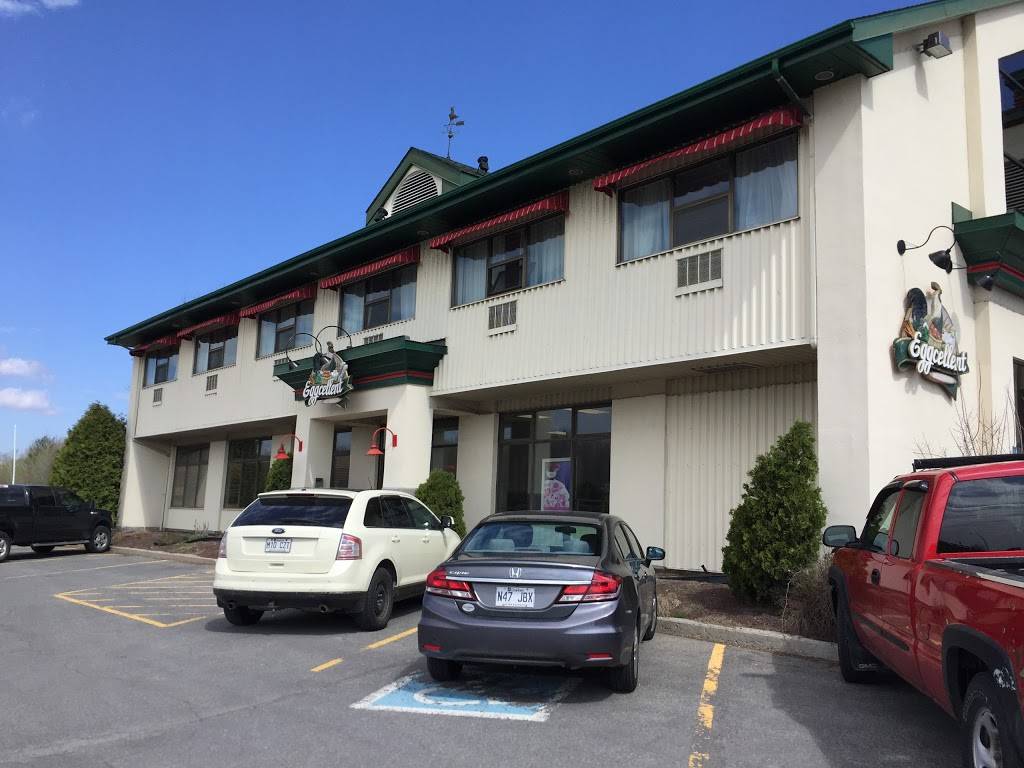 Pizza Hut Express | restaurant | 100 QC-201, Rigaud, QC J0P 1P0, Canada | 4504581000 OR +1 450-458-1000