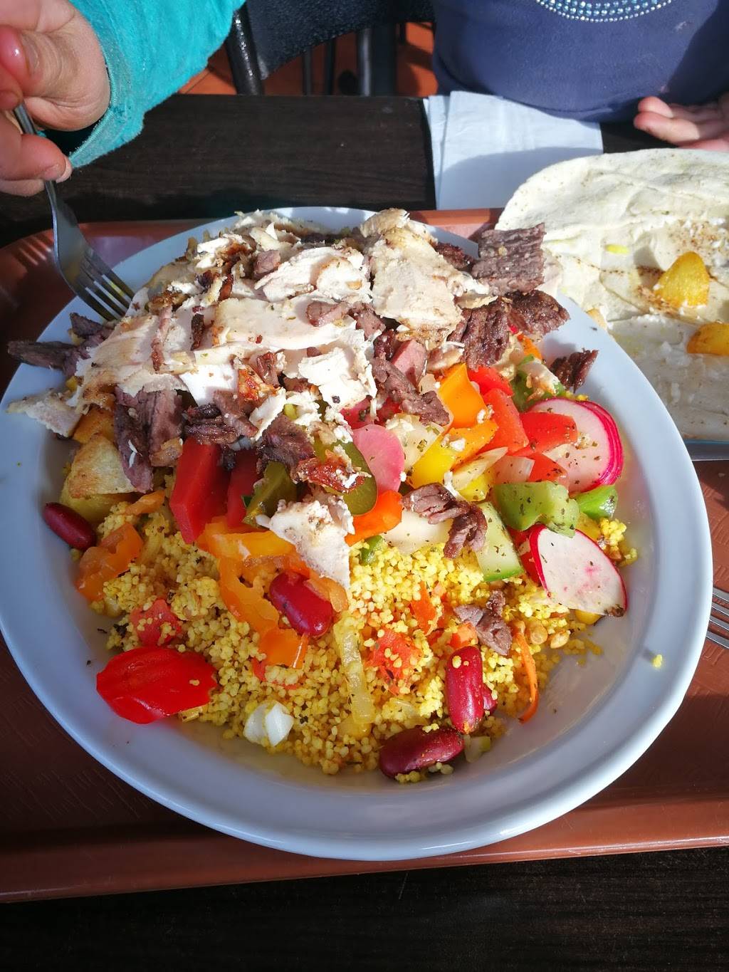 restaurant Zein mont-laurier | restaurant | 476 Rue Carillon, Mont-Laurier, QC J9L 1P9, Canada | 8194990686 OR +1 819-499-0686