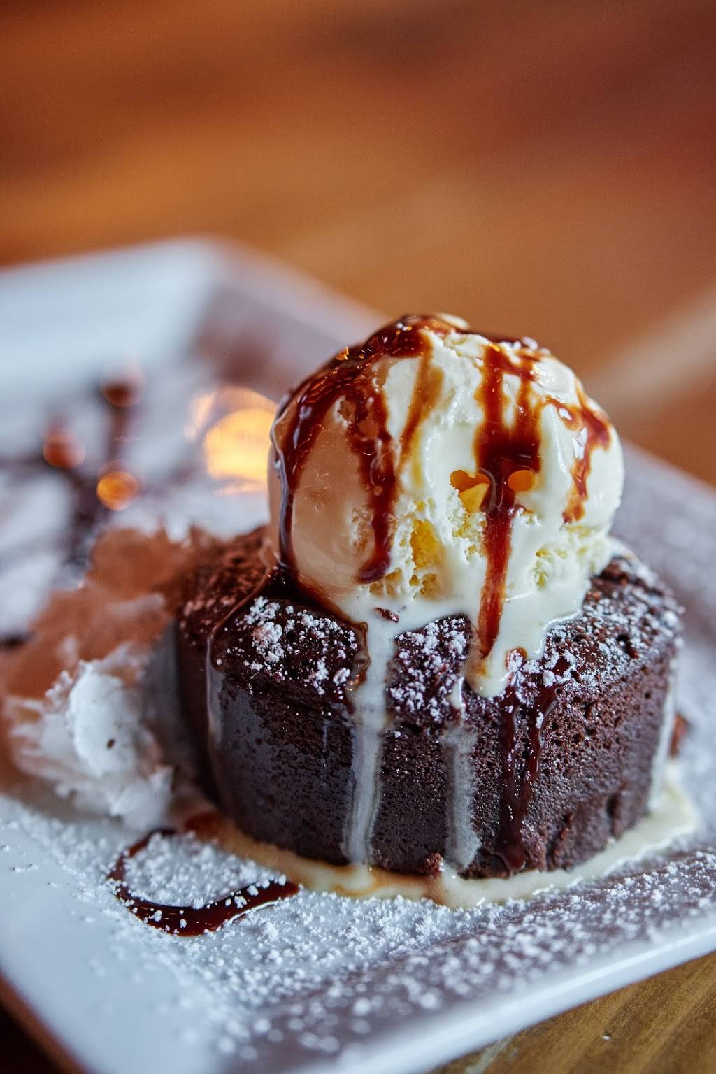 HOBNOB Neighborhood Tavern | restaurant | 1221 Ashford Crossing, Atlanta, GA 30346, USA | 4703957904 OR +1 470-395-7904