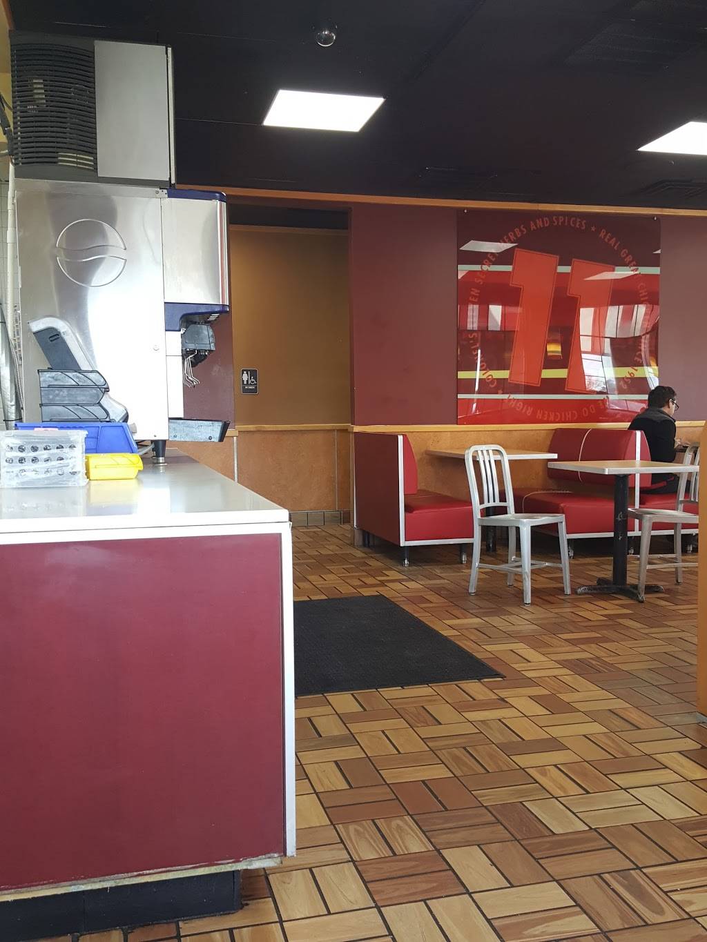 KFC | meal takeaway | 504 US-17 BUS, Surfside Beach, SC 29577, USA | 8432388864 OR +1 843-238-8864