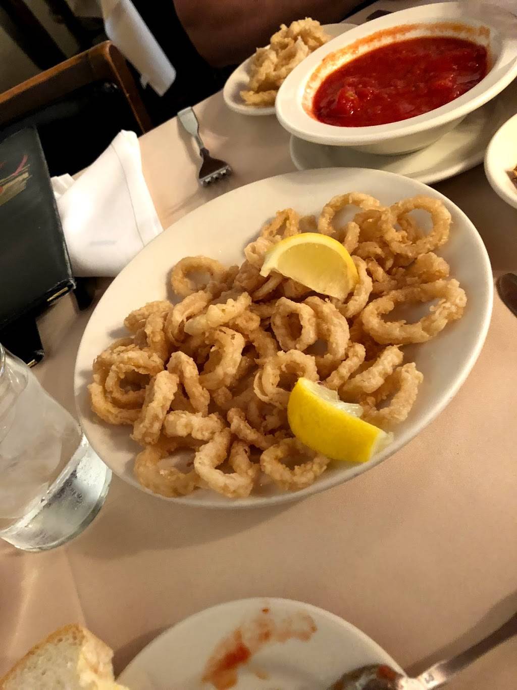 Sabatinos Italian Restaurant | restaurant | 901 Fawn St, Baltimore, MD 21202, USA | 4107272667 OR +1 410-727-2667