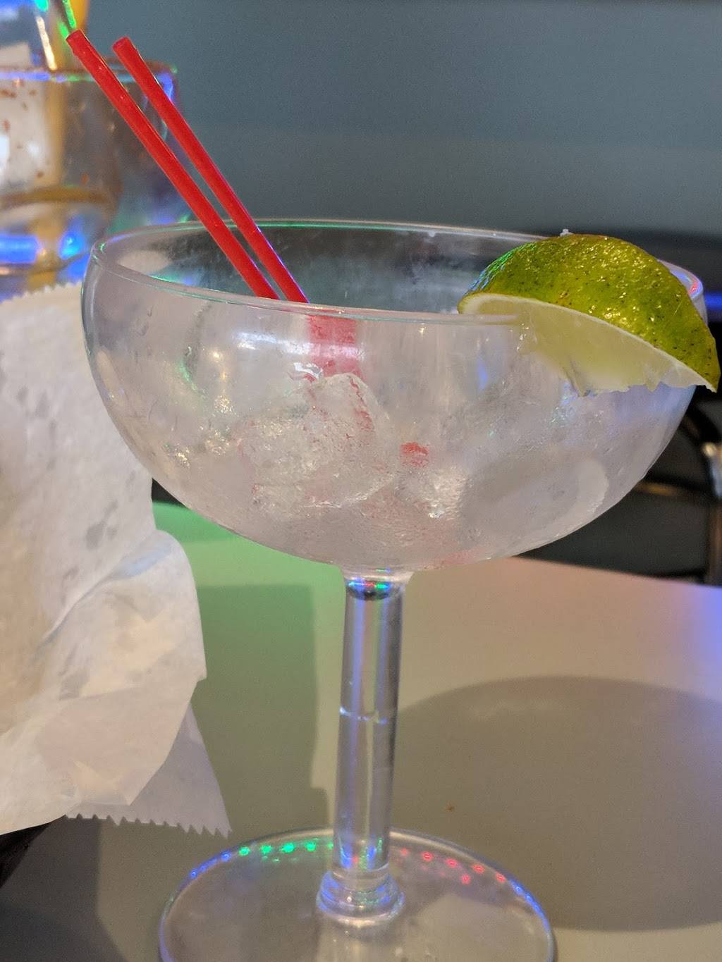 El Norteno | restaurant | 206 E State Rd, Island Lake, IL 60042, USA | 8474698401 OR +1 847-469-8401