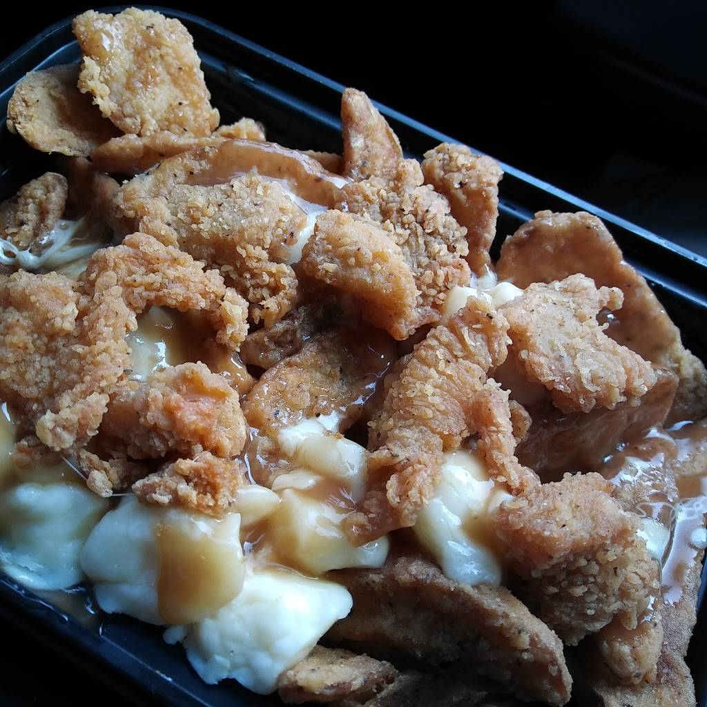 Mary Browns Chicken & Taters | restaurant | 841 15, Kingston, ON K7L 5H6, Canada | 6135463243 OR +1 613-546-3243