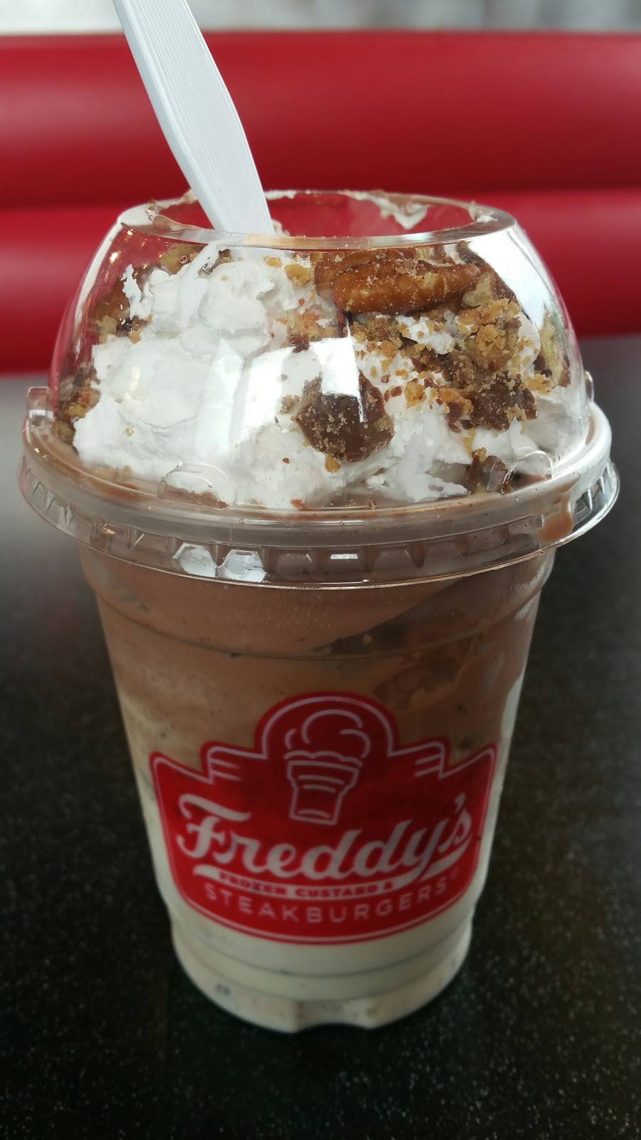 Freddys Frozen Custard & Steakburgers | restaurant | 817 N Jack Kultgen Expy, Waco, TX 76706, USA | 2543017330 OR +1 254-301-7330