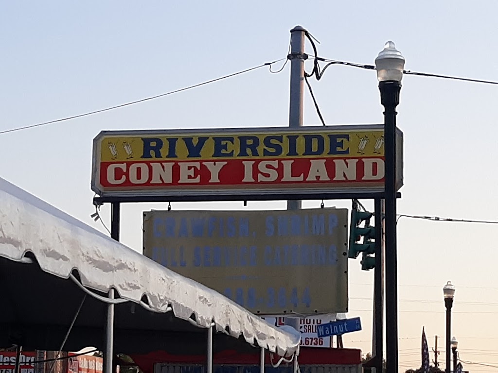 Riverside Coney Island | restaurant | 710 Walnut St, Monroe, LA 71201, USA | 3183883644 OR +1 318-388-3644