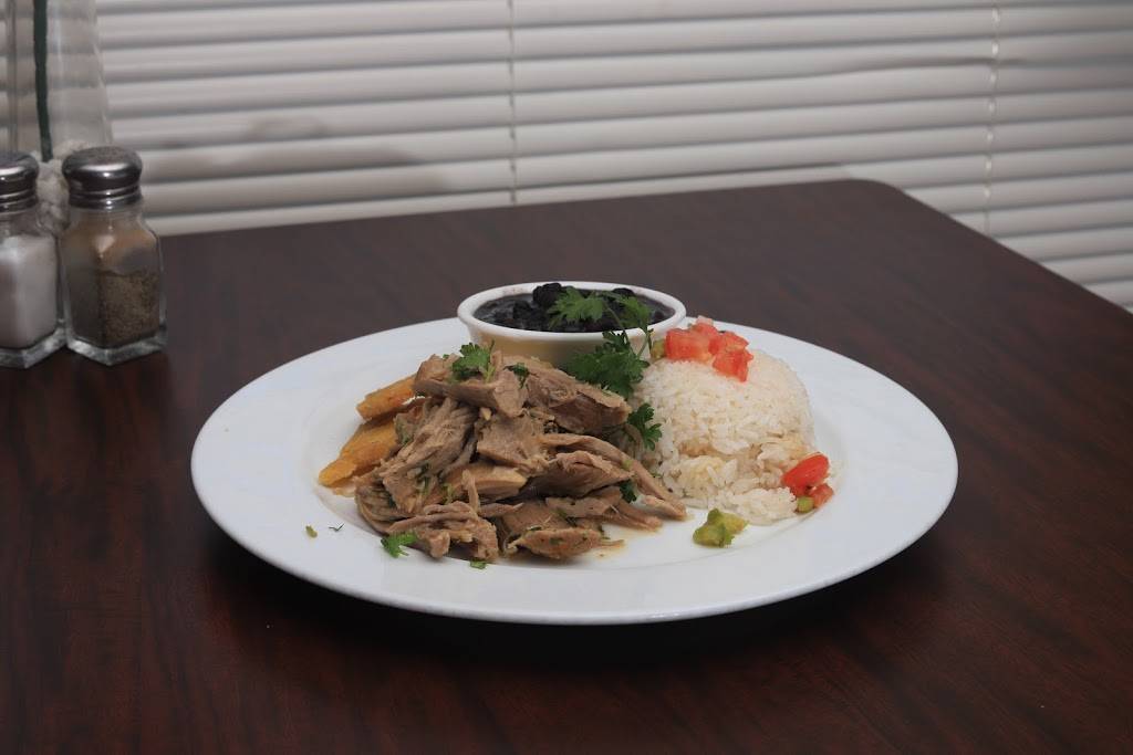 Delicias Centro Americanas | restaurant | 722 Mason Ave, Daytona Beach, FL 32117, USA | 3862813087 OR +1 386-281-3087