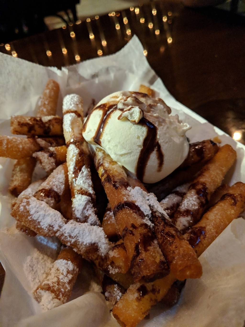 Loui Loui | restaurant | 3147 Broadway, New York, NY 10027, USA | 2122226608 OR +1 212-222-6608