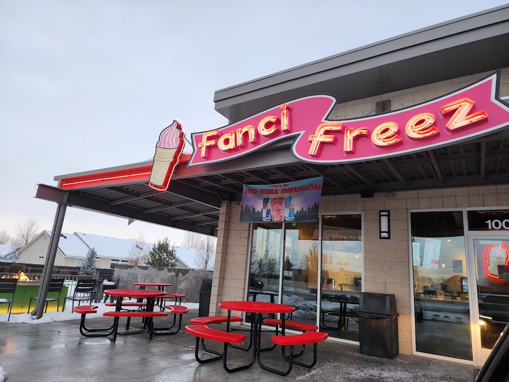 Fanci Freez Burgers and Shakes | restaurant | 1750 W McMillan Rd #100, Meridian, ID 83646, USA | 2088136226 OR +1 208-813-6226