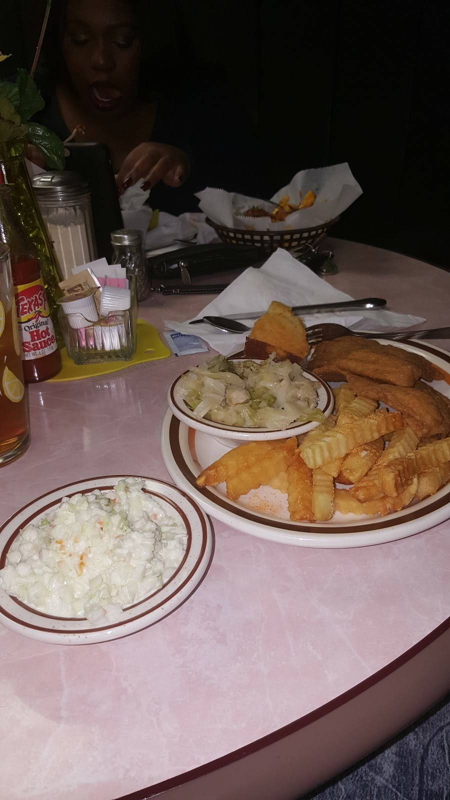 Amazing Lemonade Eatery | restaurant | 1328 Ramsey St, Fayetteville, NC 28301, USA | 9104835377 OR +1 910-483-5377