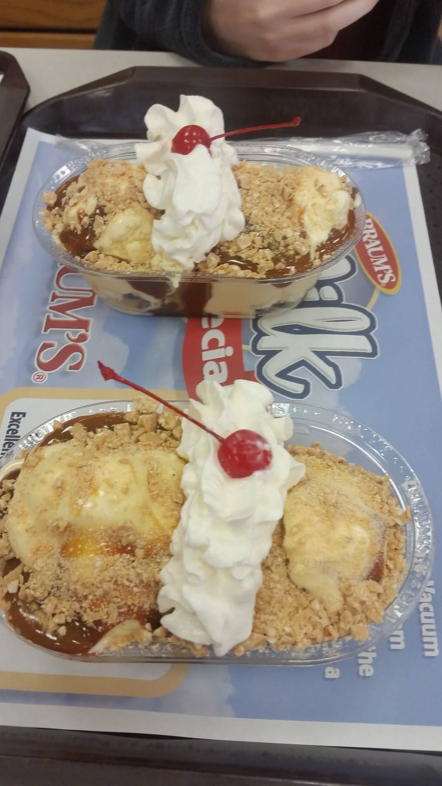 Braums Ice Cream & Burger Restaurant | restaurant | 4418 Rogers Ave, Fort Smith, AR 72903, USA | 4797833118 OR +1 479-783-3118