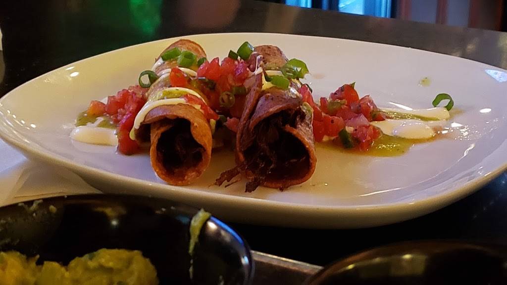 Taco Diablo | restaurant | 297 Beverly Rd, Pittsburgh, PA 15216, USA | 4124400417 OR +1 412-440-0417