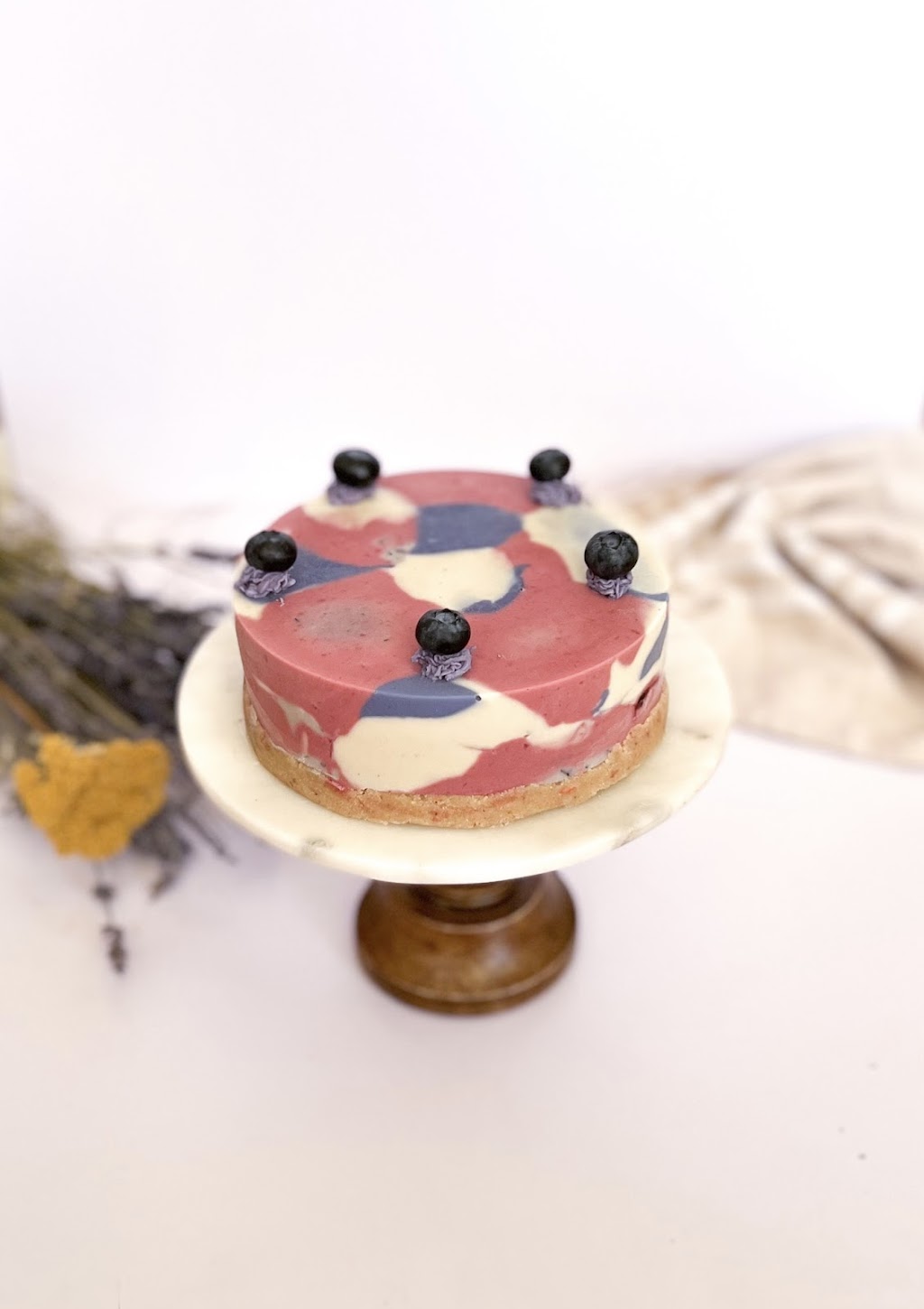 Arias Sweets | bakery | 1153 Allen Ave, Glendale, CA 91201, USA | 8187440780 OR +1 818-744-0780