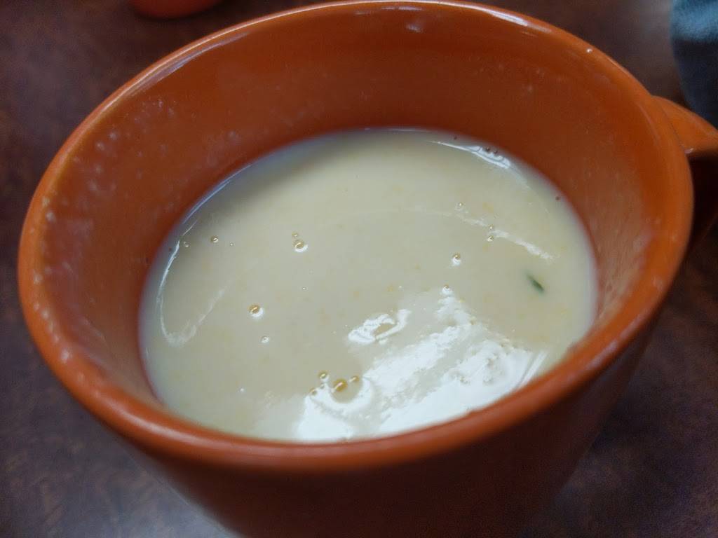 Pupuseria Mi Chalateca | restaurant | 4161 Hamilton Ave, San Jose, CA 95130, USA | 4083791149 OR +1 408-379-1149