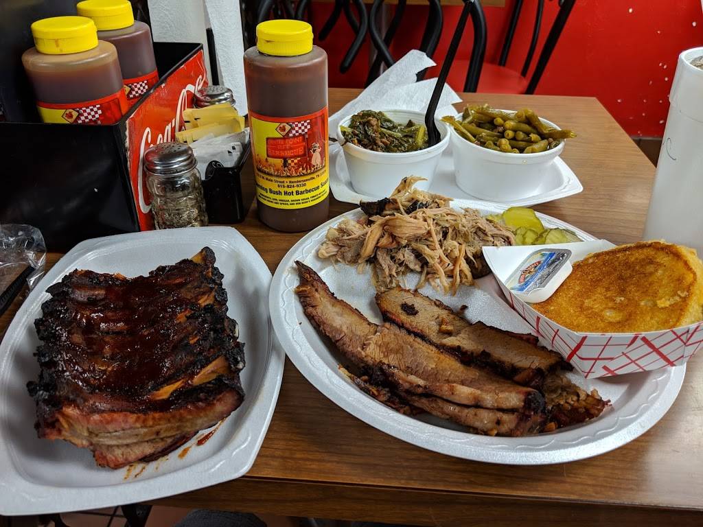 Center Point Barbecue | restaurant | 1212 W Main St, Hendersonville, TN 37075, USA | 6158249330 OR +1 615-824-9330