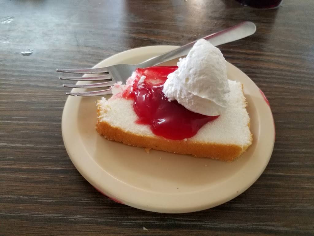 Janices Barbeque Pit | restaurant | 630 E Smith St, Stratford, OK 74872, USA | 5807593331 OR +1 580-759-3331