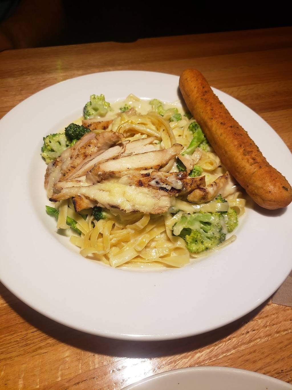 Applebees Grill + Bar | restaurant | 1063 Street Rd, Warwick, PA 18974, USA | 2153579532 OR +1 215-357-9532