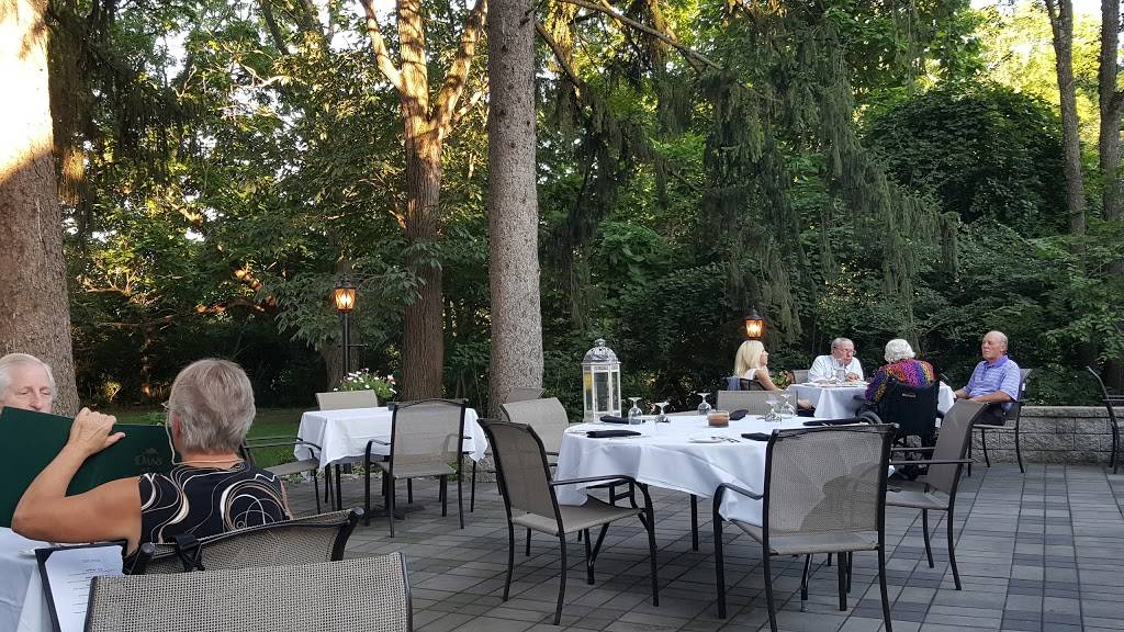 Dans at Green Hills | restaurant | 2444 Morgantown Rd, Reading, PA 19607, USA | 6107779611 OR +1 610-777-9611