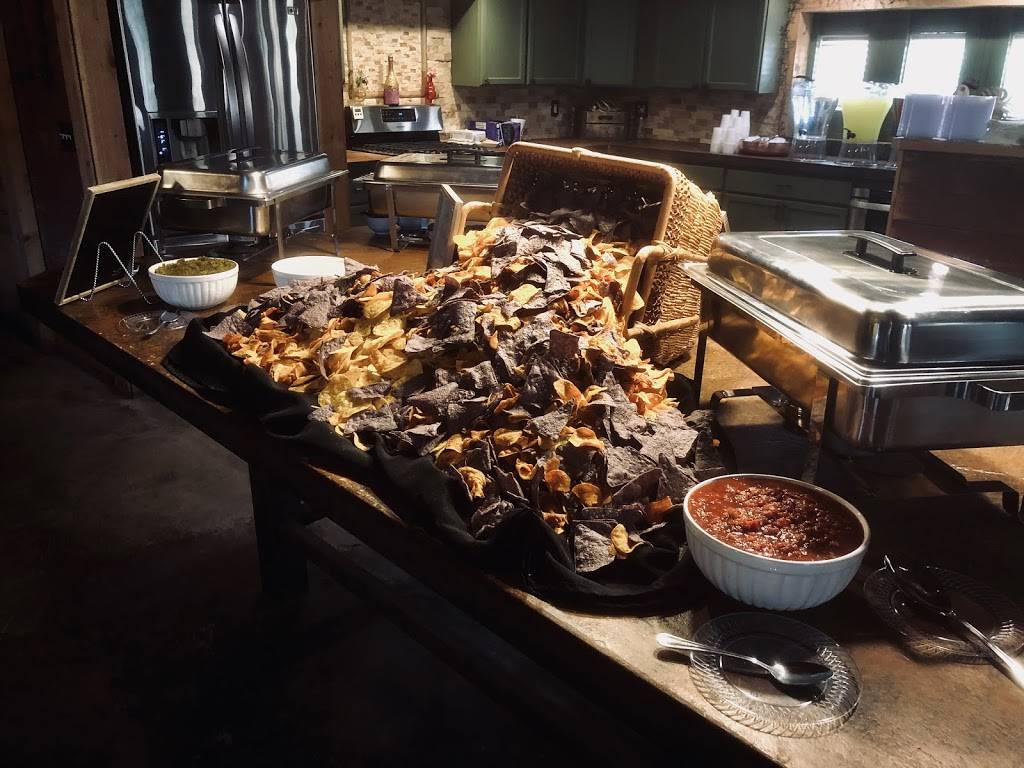 Cherry On Top Catering And Events | restaurant | 5412 River Oaks Blvd, River Oaks, TX 76114, USA | 8179947793 OR +1 817-994-7793