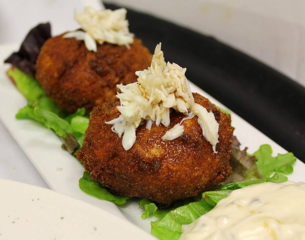 Chappys Restaurant | restaurant | 6106 Magazine St, New Orleans, LA 70118, USA | 5042088772 OR +1 504-208-8772