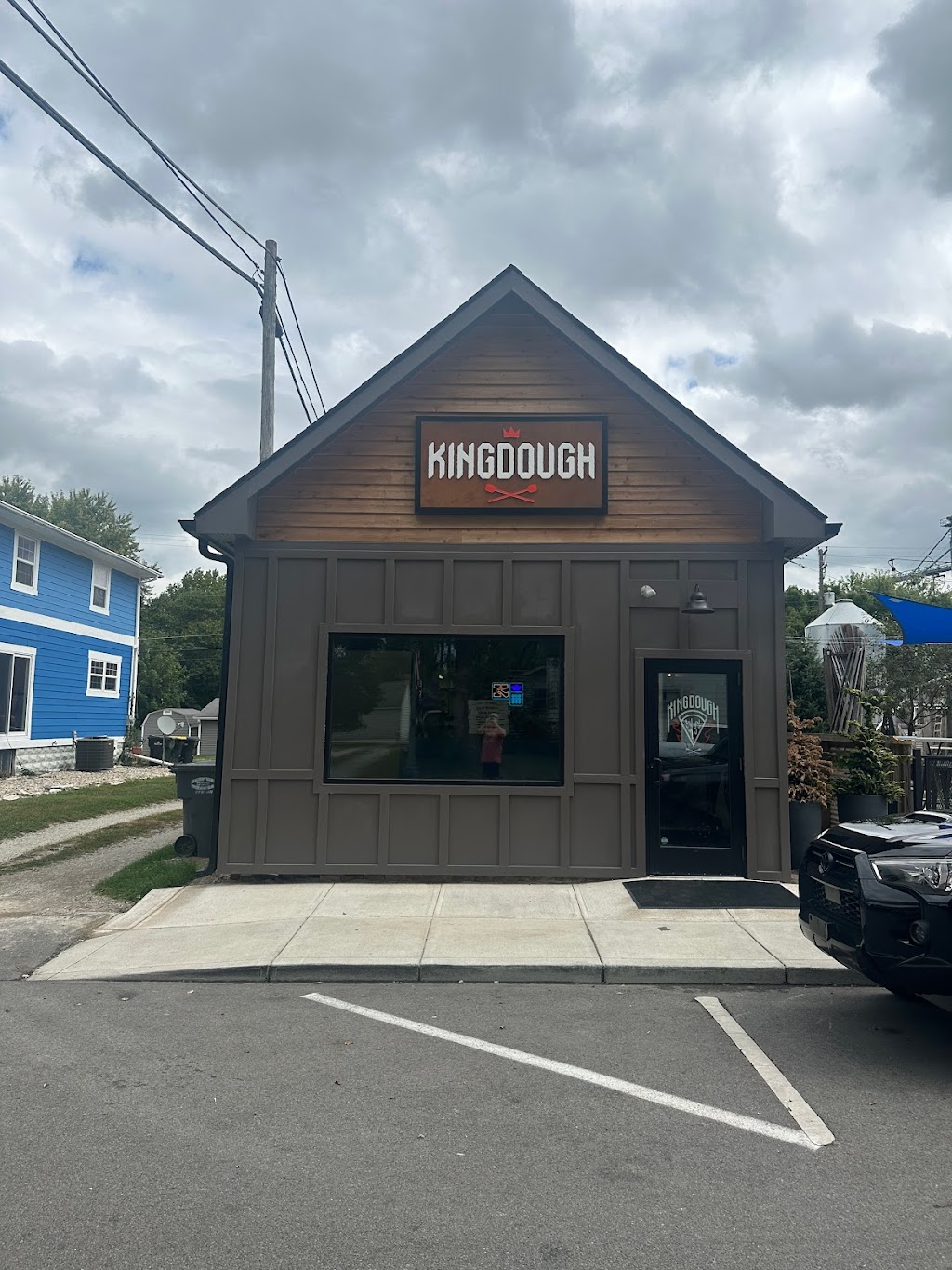 King Dough | restaurant | 914 Main St, Lapel, IN 46051, USA | 7655343376 OR +1 765-534-3376