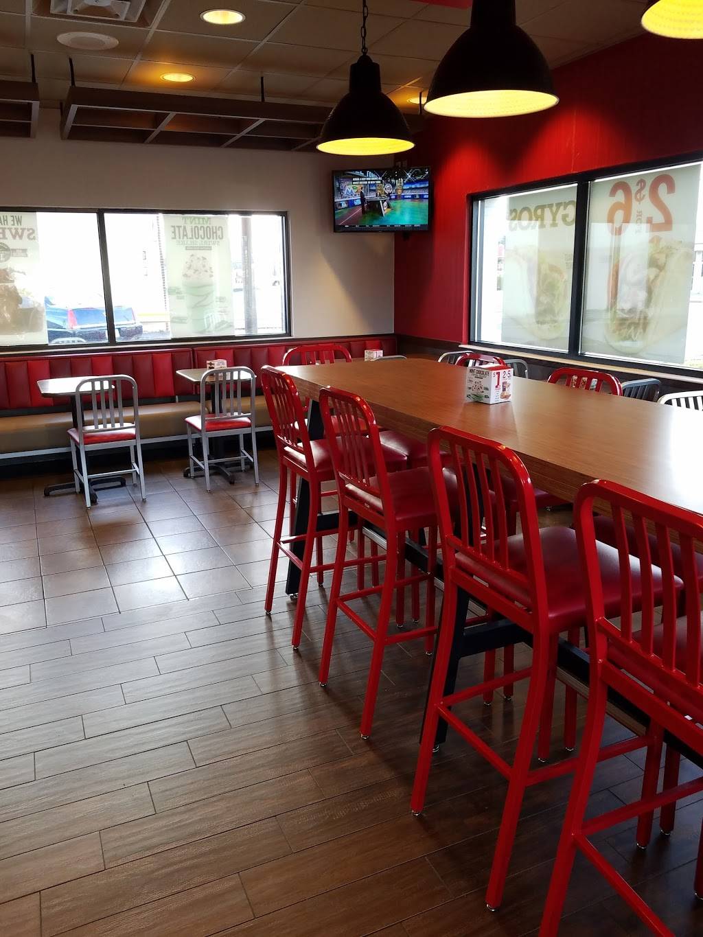 Arbys | restaurant | 6677 Pearl Rd, Parma Heights, OH 44130, USA | 4408457240 OR +1 440-845-7240