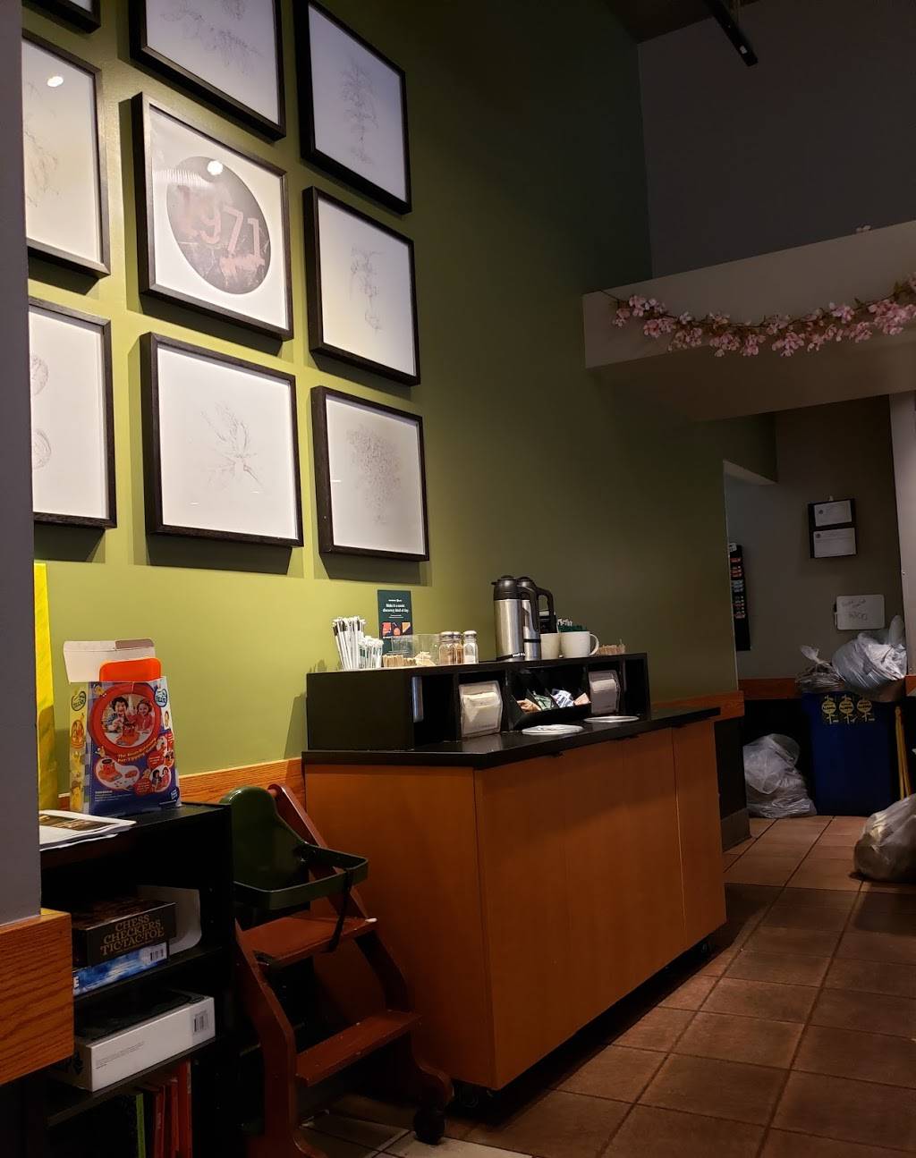 Starbucks | cafe | 3924 Town Center Blvd, Bowie, MD 20716, USA | 3018052574 OR +1 301-805-2574