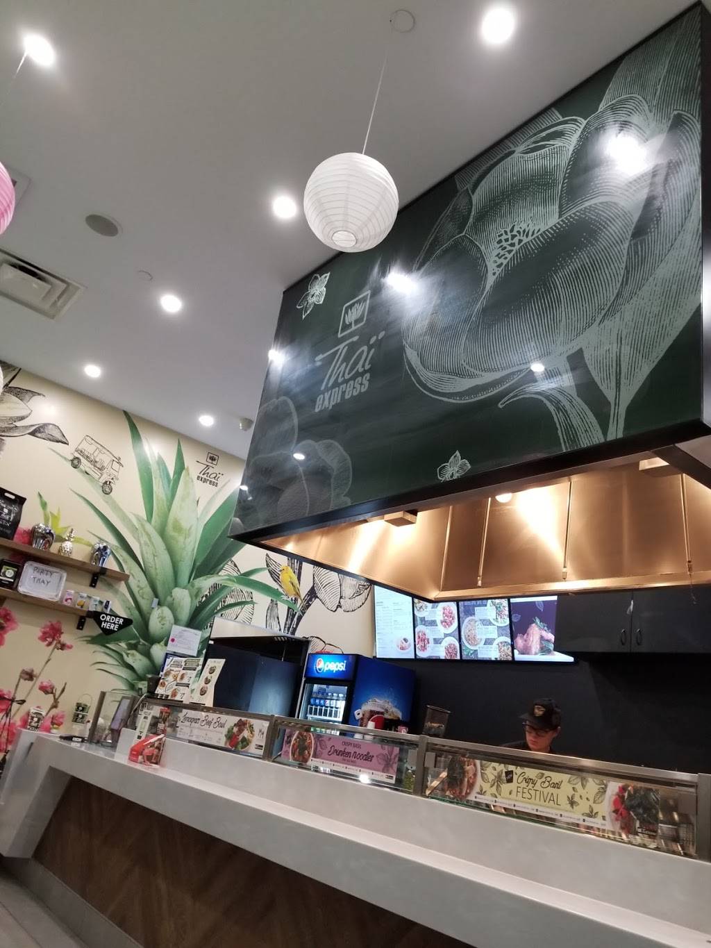 Thai Express | restaurant | 1600 Heron Rd, Ottawa, ON K1V 2P5, Canada | 6132605888 OR +1 613-260-5888