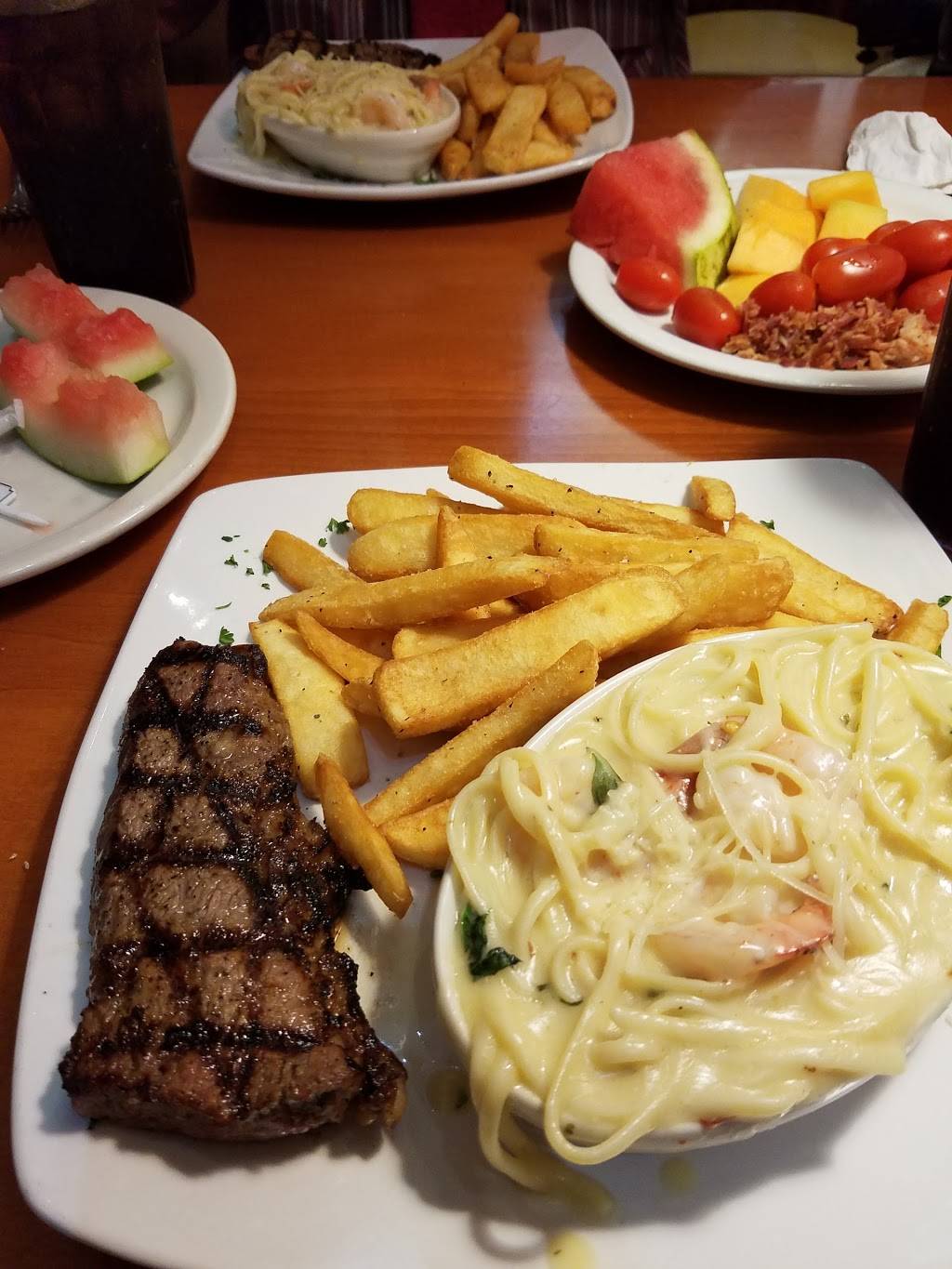 Sizzler | restaurant | 872 W Onstott Frontage Rd, Yuba City, CA 95991, USA | 5306731458 OR +1 530-673-1458