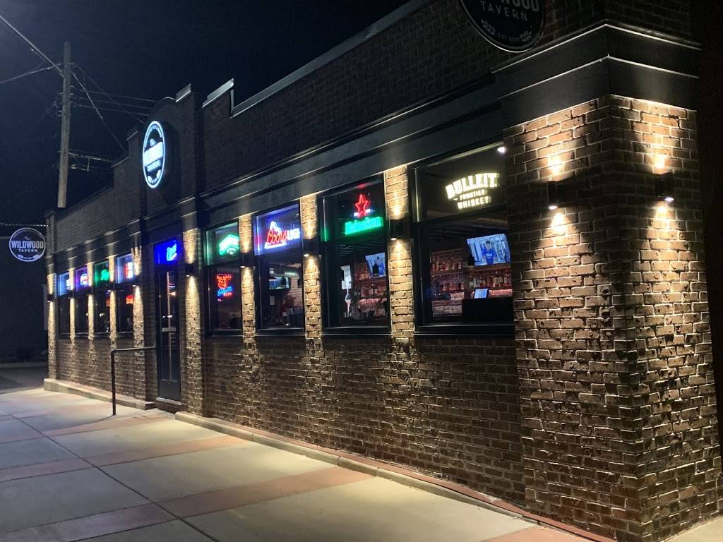 The Wildwood Tavern | restaurant | 80 Mahtomedi Ave, Mahtomedi, MN 55082, USA | 6518469825 OR +1 651-846-9825