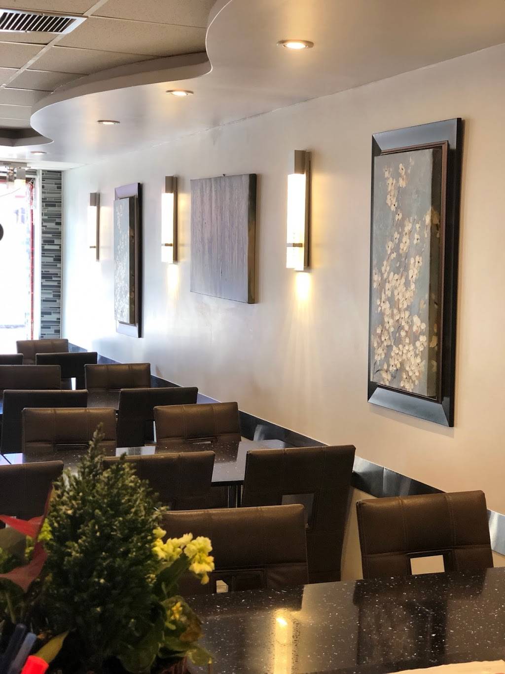 Korean House Restaurant | restaurant | 785 Somerset St W, Ottawa, ON K1R 6R3, Canada | 6132370808 OR +1 613-237-0808