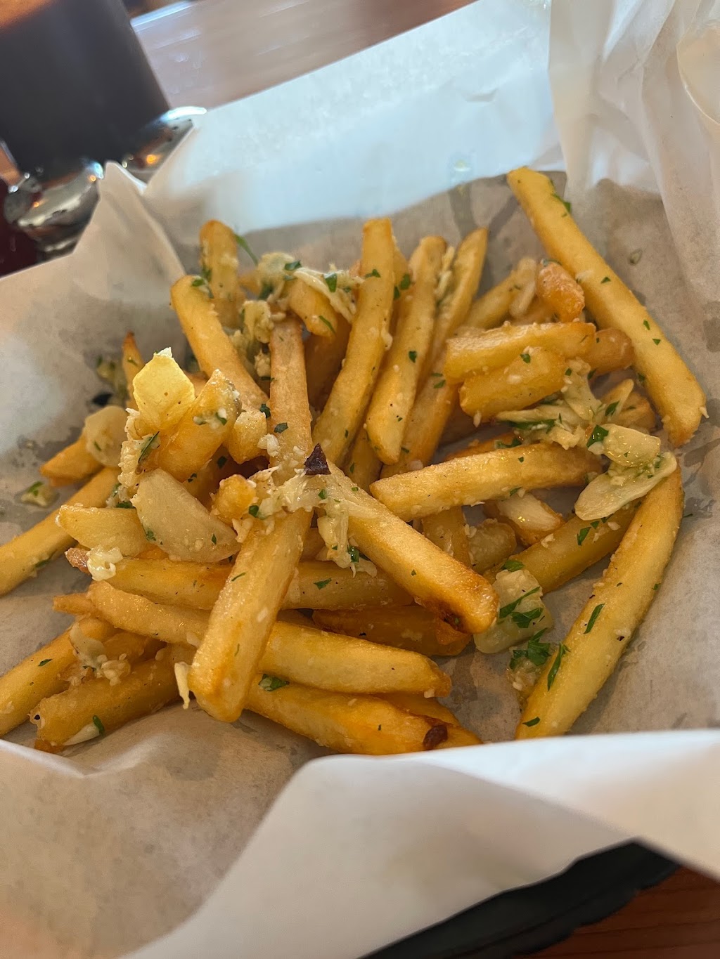 Mad Mac’s Bar and Grill | restaurant | 12638 Foothill Blvd, Clearlake Oaks, CA 95423, USA | 7075605056 OR +1 707-560-5056