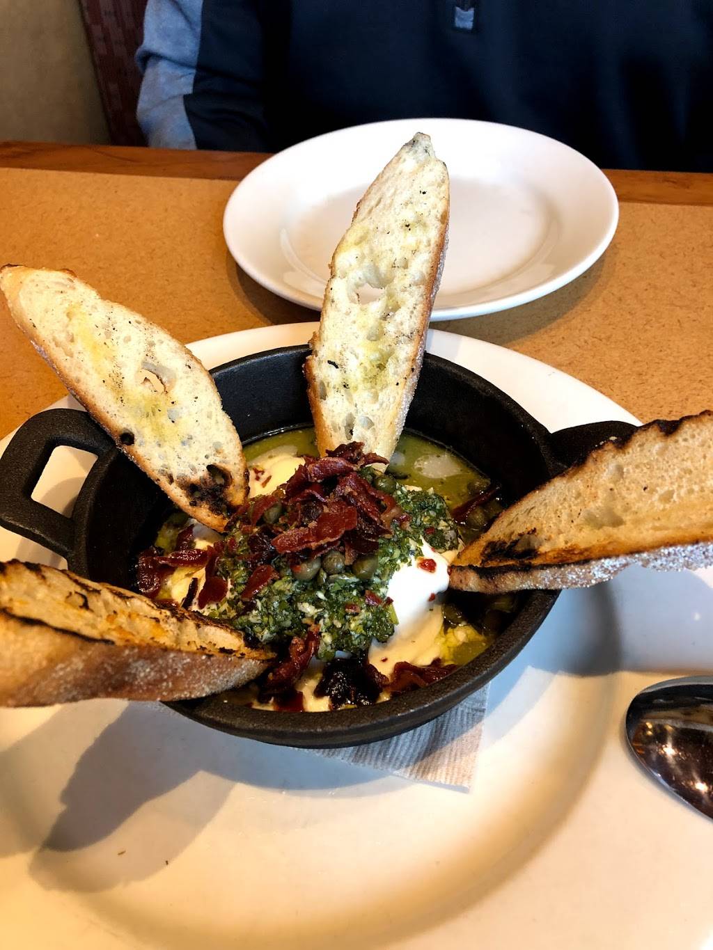 Bazille | restaurant | 8687 N Central Expy, Dallas, TX 75225, USA | 2142313810 OR +1 214-231-3810