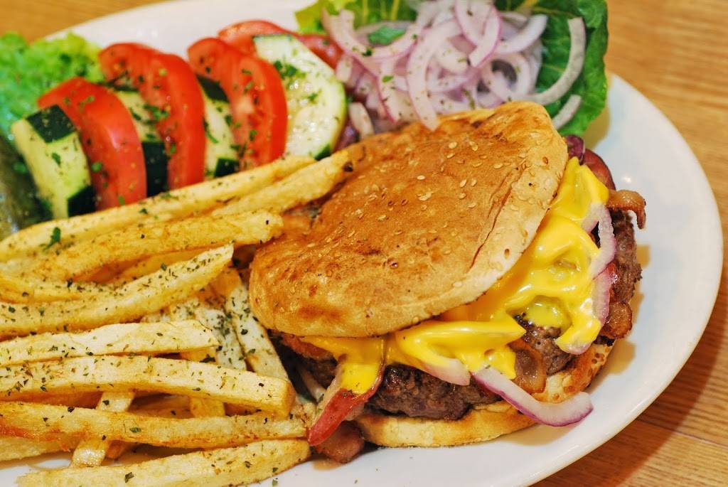 Gyro World Ridgewood | restaurant | 66-57 Fresh Pond Rd, Ridgewood, NY 11385, USA | 7183664976 OR +1 718-366-4976