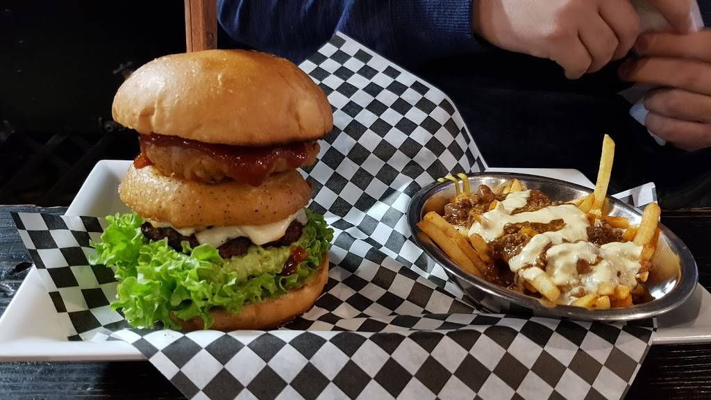 Milnovecientos88 | restaurant | Calle Diez 521, Zona Centro, 22800 Ensenada, B.C., Mexico | 016461740508 OR +52 646 174 0508