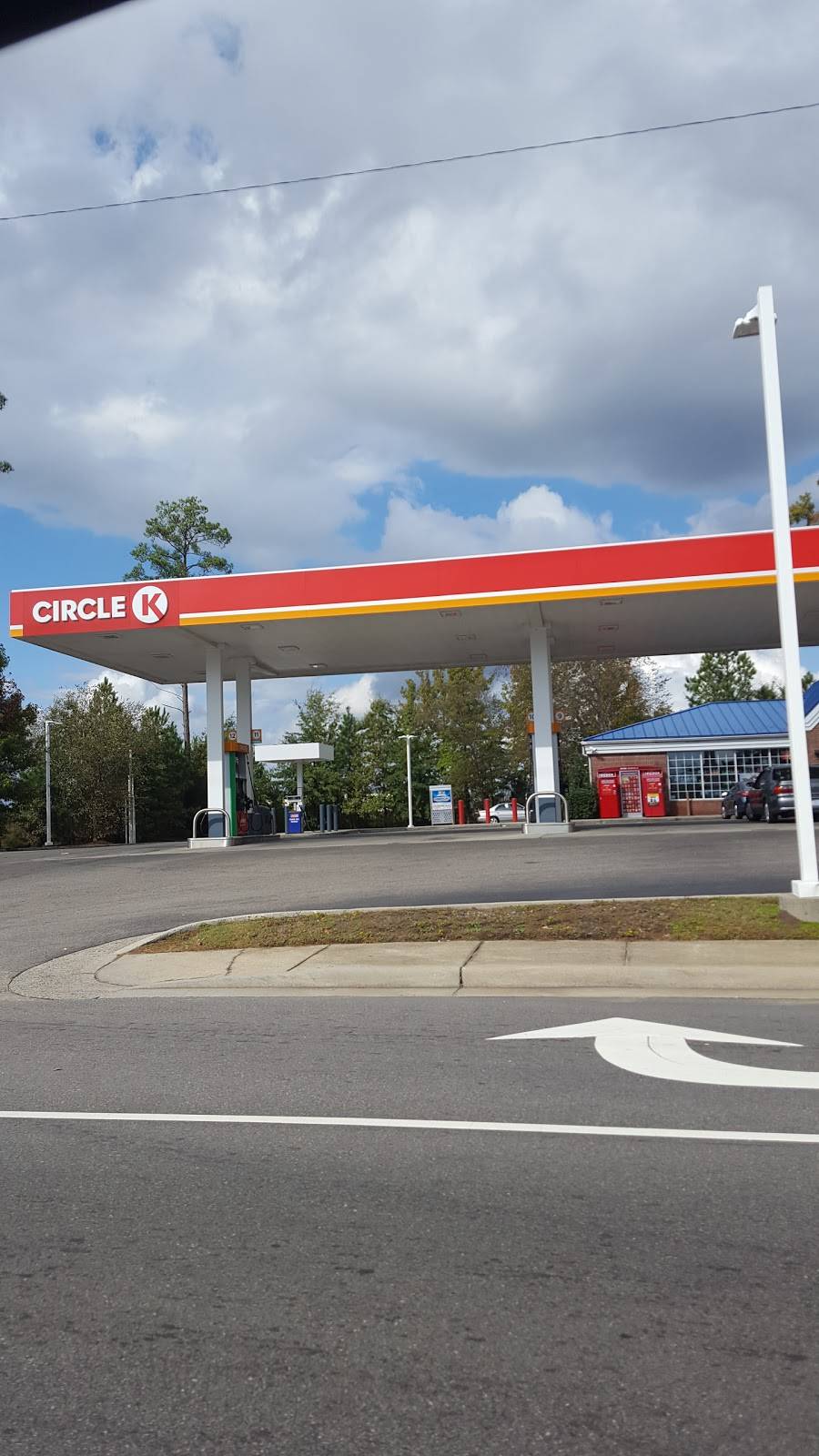 Kangaroo Express | meal takeaway | 5336 Cliffdale Rd, Fayetteville, NC 28314, USA | 9104871704 OR +1 910-487-1704