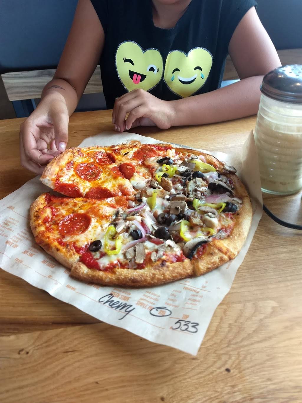 Blaze Pizza | meal takeaway | 2091 Harbison Dr suite d, Vacaville, CA 95687, USA | 7077062350 OR +1 707-706-2350
