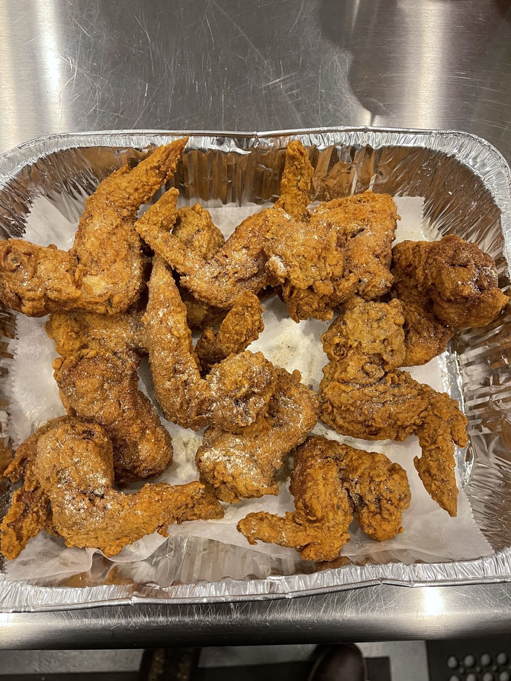 Harding street deli fish&chicken | restaurant | 2435 N Harding St, Indianapolis, IN 46208, USA | 3179913228 OR +1 317-991-3228