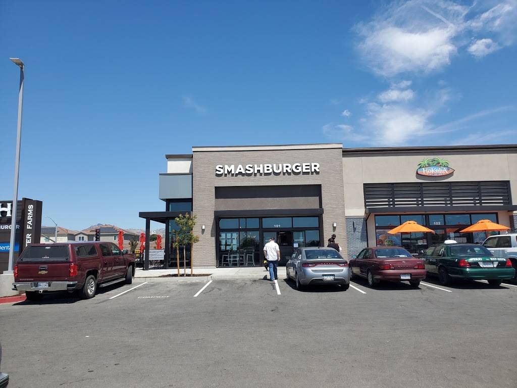 Smashburger | restaurant | 1180 Black Forest Dr, Hollister, CA 95023, USA | 8318888888 OR +1 831-888-8888
