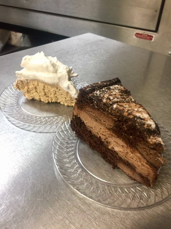 Hilltop Pizza | restaurant | 9524, 36 New Haven Rd, Mt Alto, WV 25264, USA | 3048953477 OR +1 304-895-3477