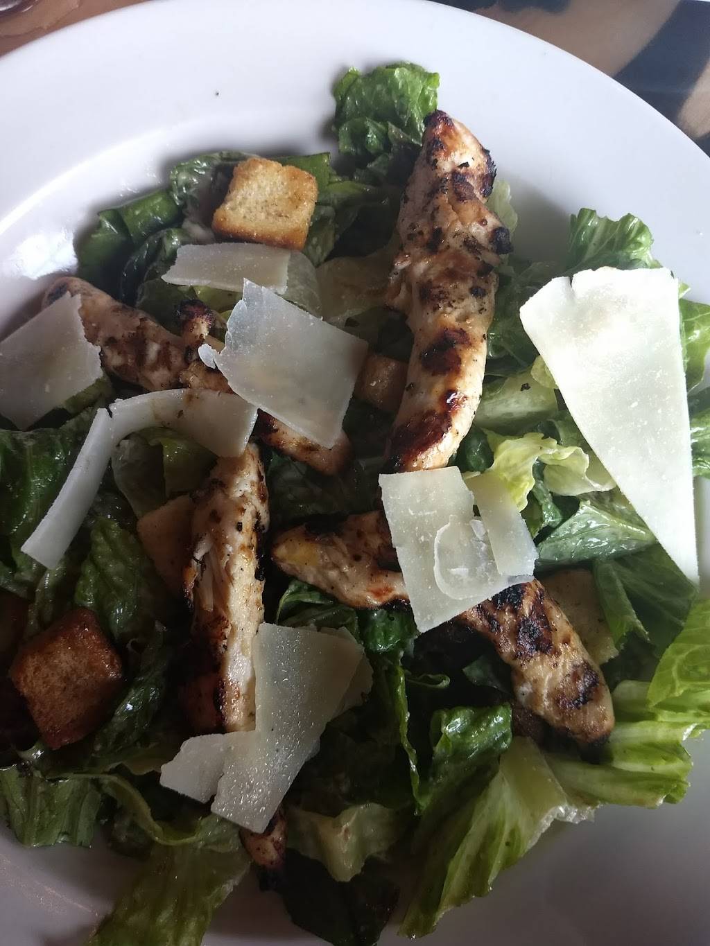 Iron Tails Saloon | restaurant | 559 ME-109, Acton, ME 04001, USA | 2078501142 OR +1 207-850-1142