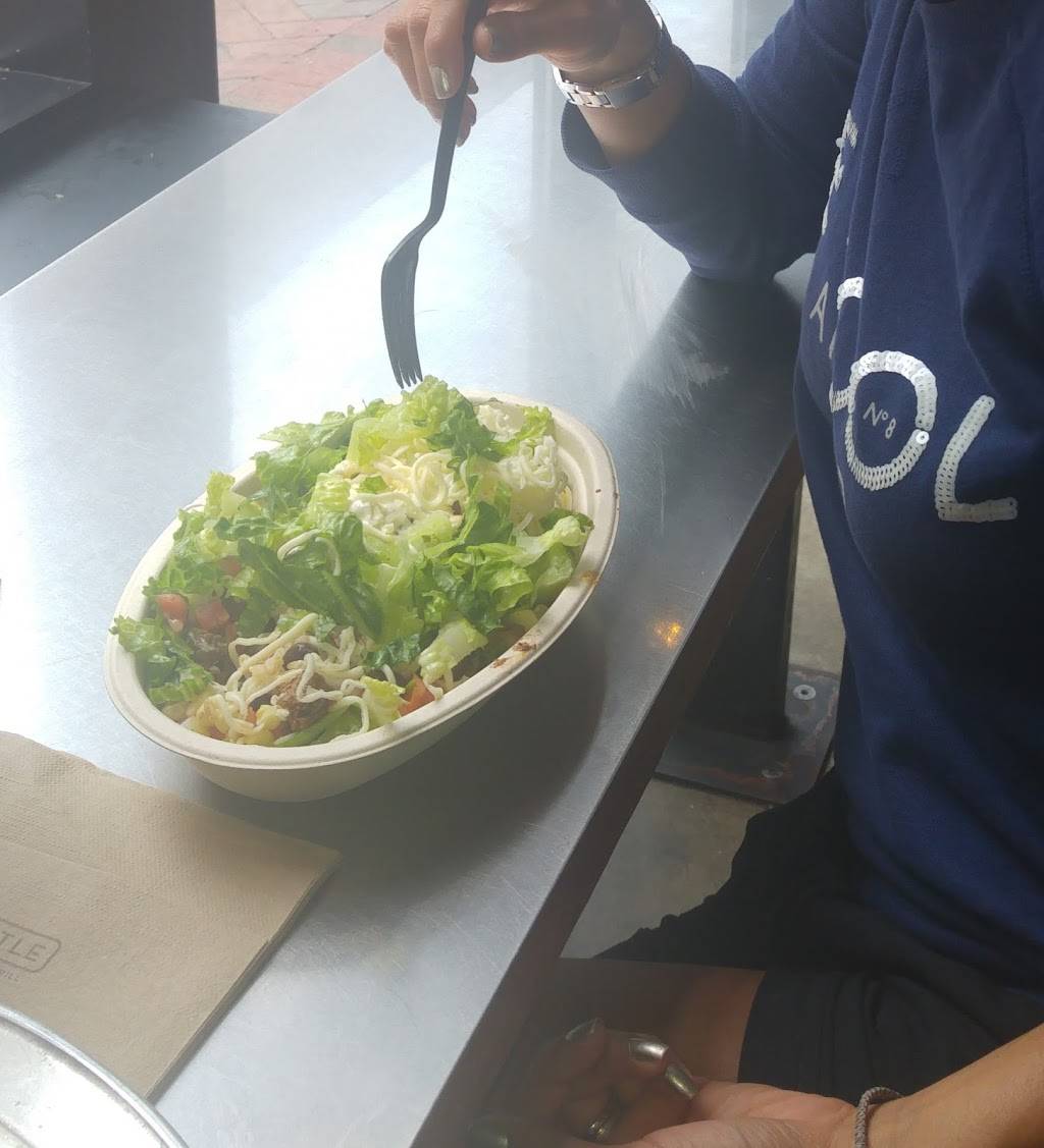 Chipotle Mexican Grill | restaurant | 1209 N Charles St Ste B, Baltimore, MD 21201, USA | 4436811204 OR +1 443-681-1204