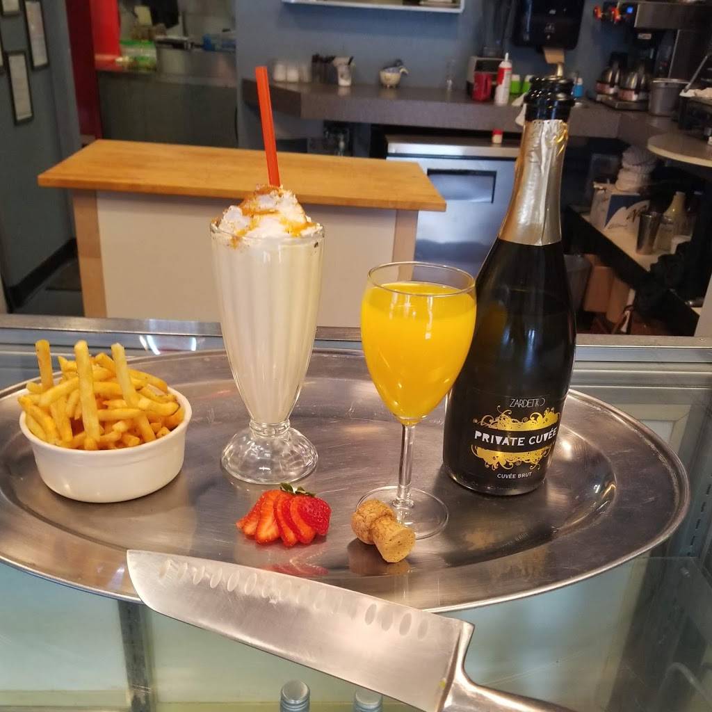 Crays Diner | restaurant | 417 Park Ave, Bremerton, WA 98337, USA | 3606277518 OR +1 360-627-7518