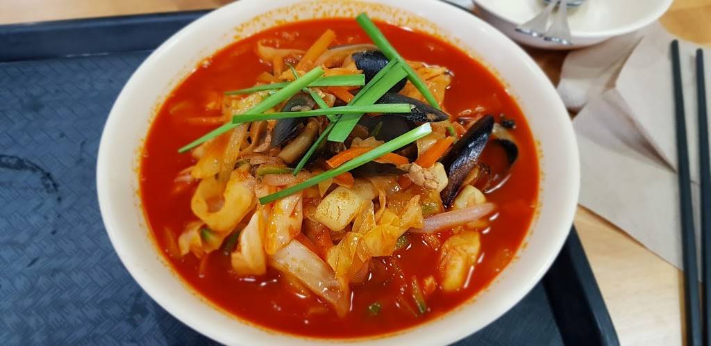 Paiks Noodle / 홍콩반점0410 | restaurant | 9355 Long Point Rd Suite J-1, Houston, TX 77055, USA | 8322423123 OR +1 832-242-3123