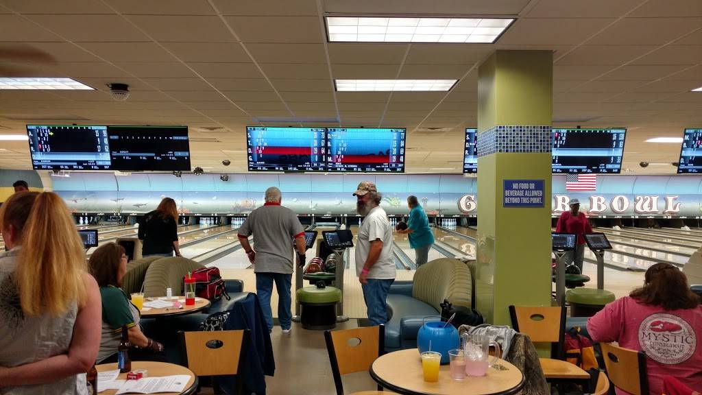 JEB Little Creek Gator Bowl | meal takeaway | 1455 Gator Blvd, Virginia Beach, VA 23455, USA | 7574627952 OR +1 757-462-7952